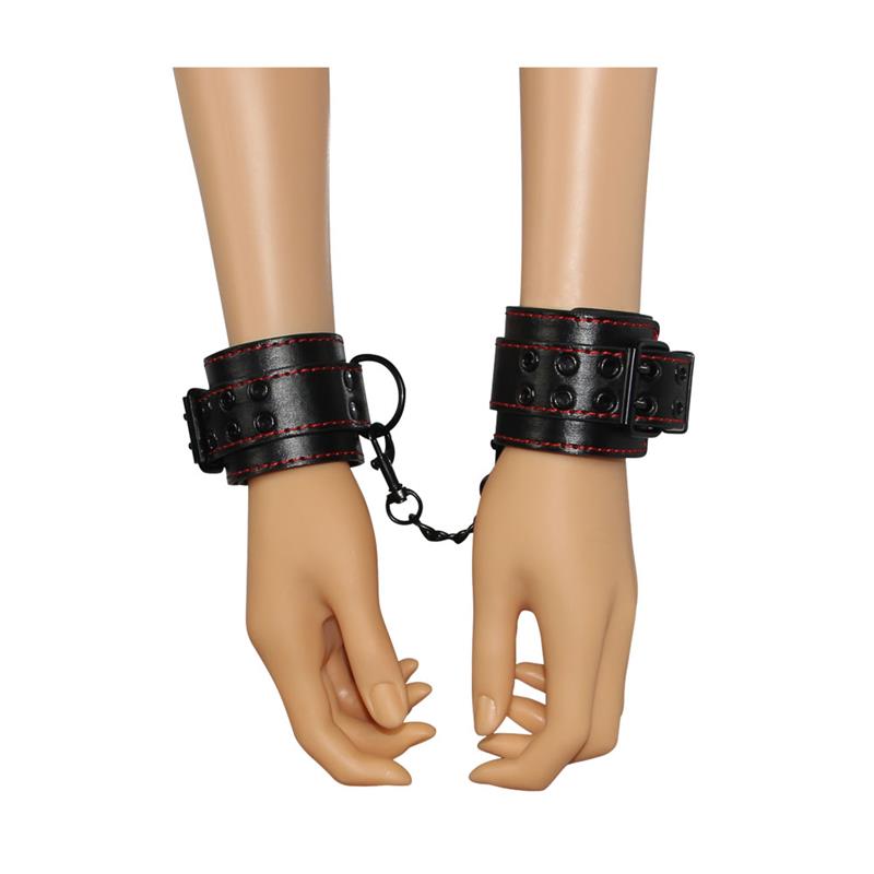 handcuffs bondage black 5